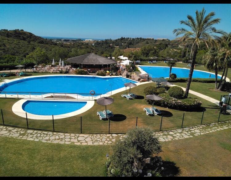 Resort Parque Botanico Club & Country Estepona Extérieur photo